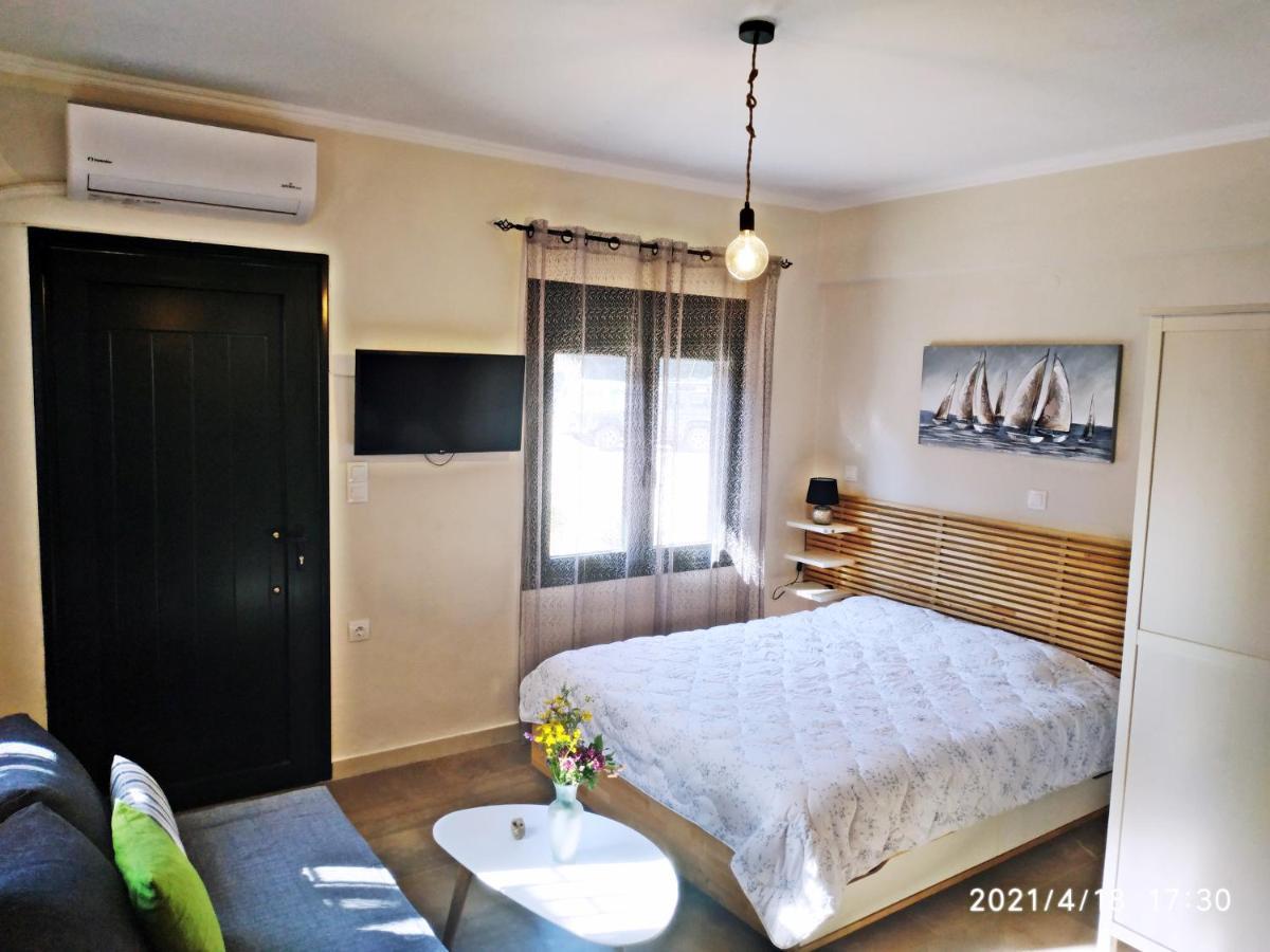 Old Harbour Apartments By Corfuescapes Gaios Exteriér fotografie
