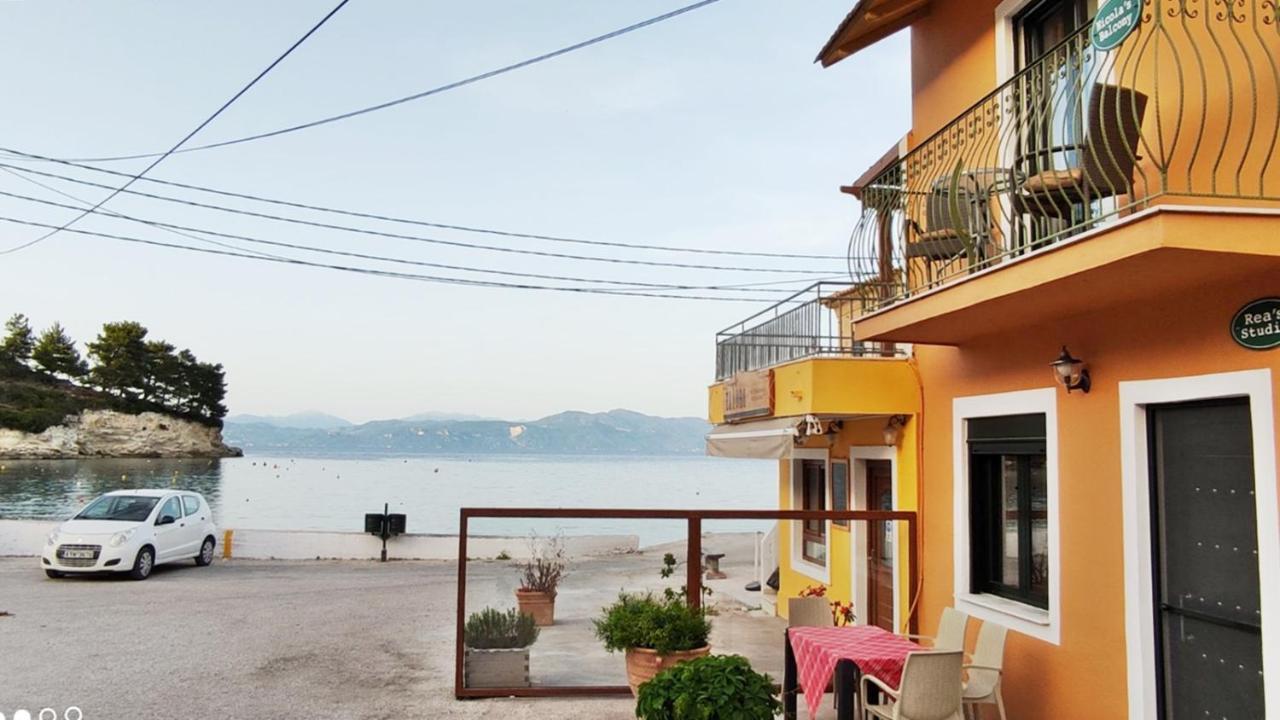 Old Harbour Apartments By Corfuescapes Gaios Exteriér fotografie