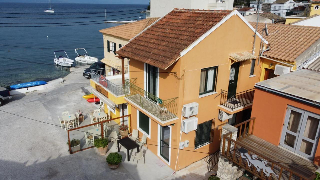 Old Harbour Apartments By Corfuescapes Gaios Exteriér fotografie