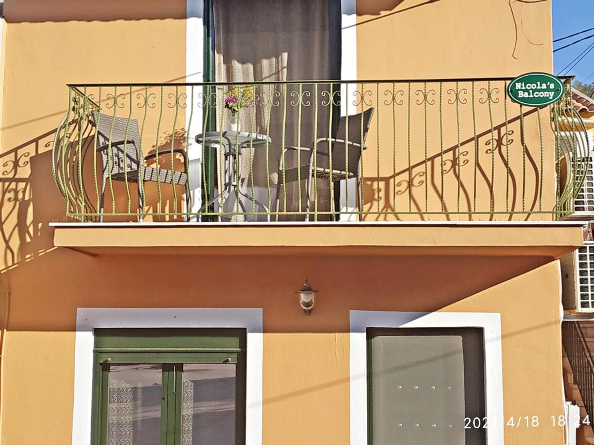 Old Harbour Apartments By Corfuescapes Gaios Exteriér fotografie