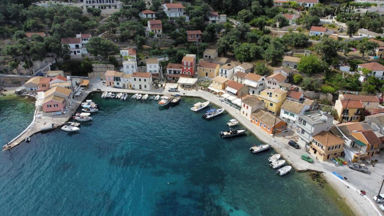 Old Harbour Apartments By Corfuescapes Gaios Exteriér fotografie